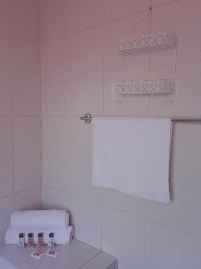 Joezebel Guesthouse Mogwase Ngoại thất bức ảnh